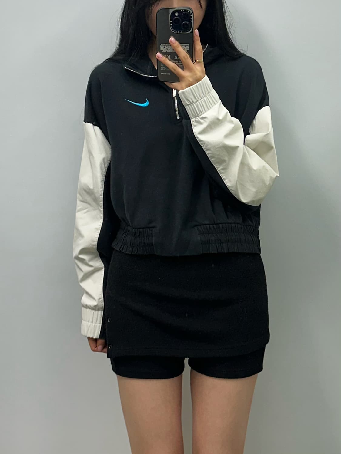 나이키 블랙 반집업 맨투맨 상품이미지1