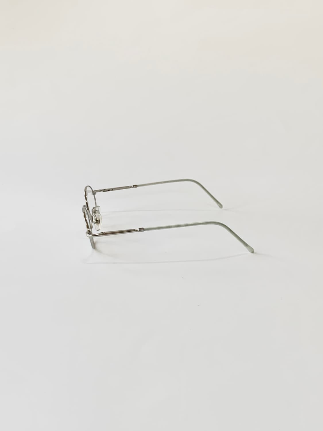[픽키-595] (Small) 실버 메탈 오벌 안경테 미니멀 빈티지 소형 상품이미지3