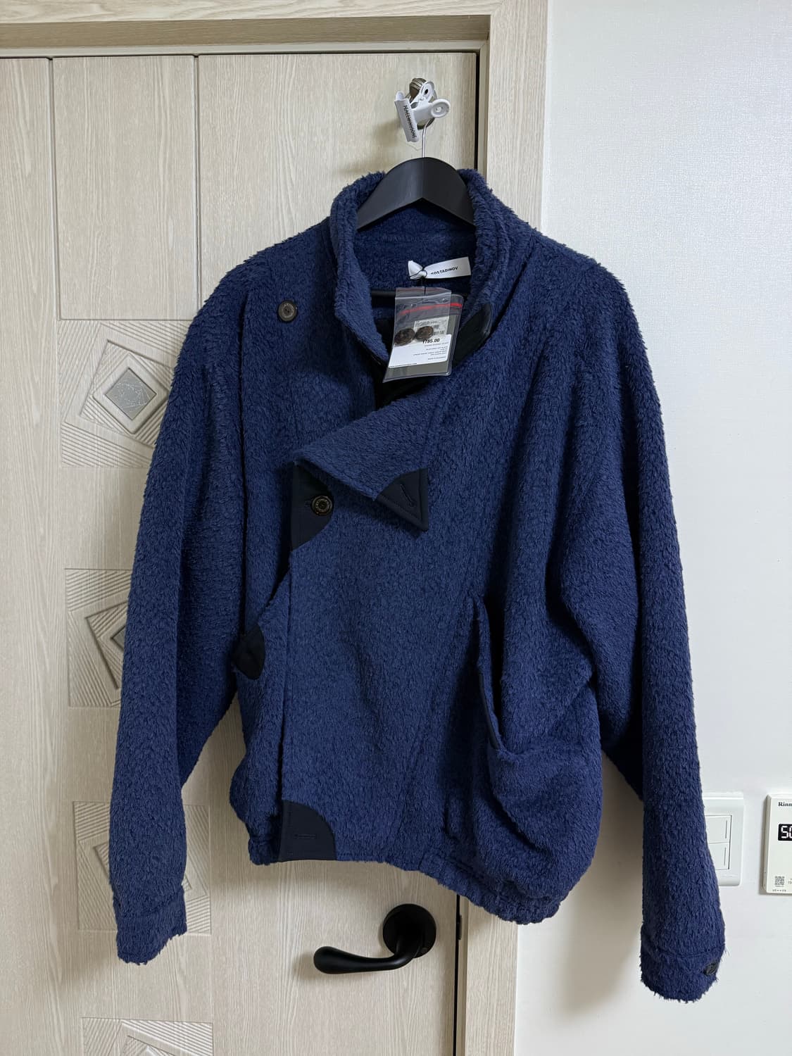 키코 코스타디노브 머스크 봄버 50size 상품이미지5