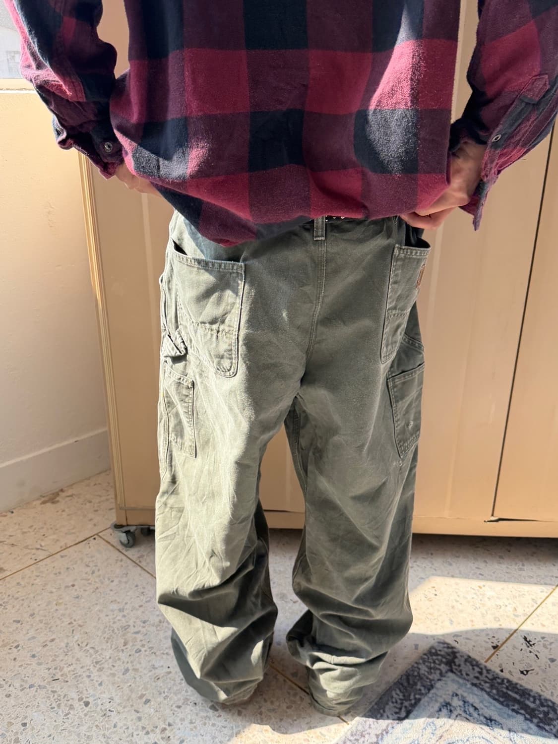 칼하트 카펜터 워크팬츠 모스그린 상품이미지1