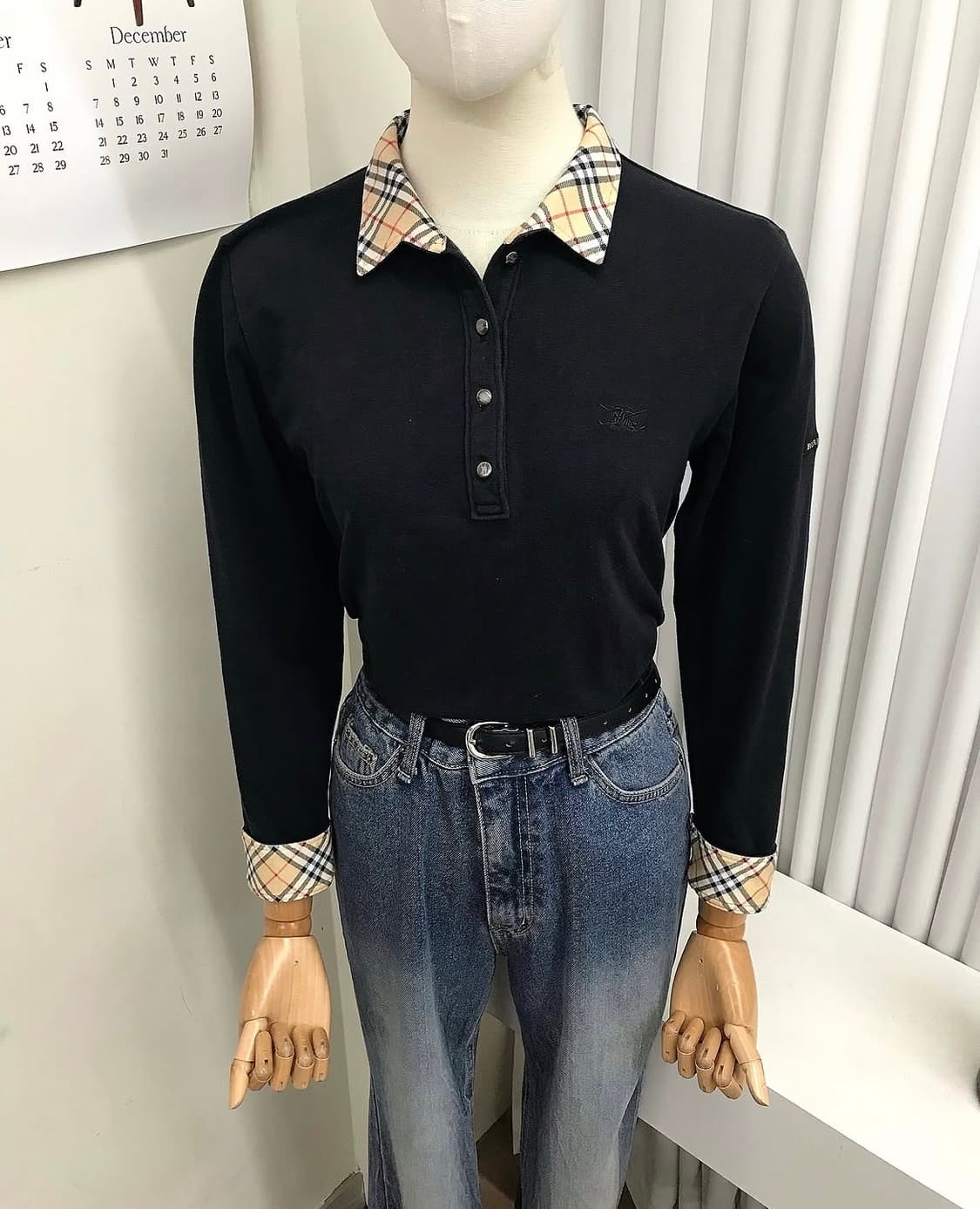 버버리 노바체크 카라 긴팔티 상품이미지10