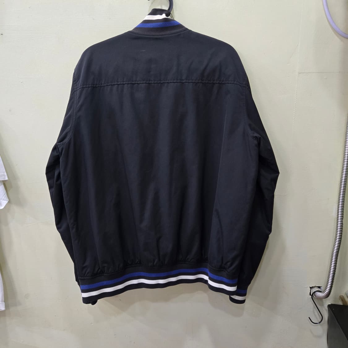 [105] LACOSTE 클래식 블루종 자켓 (블랙) 상품이미지3