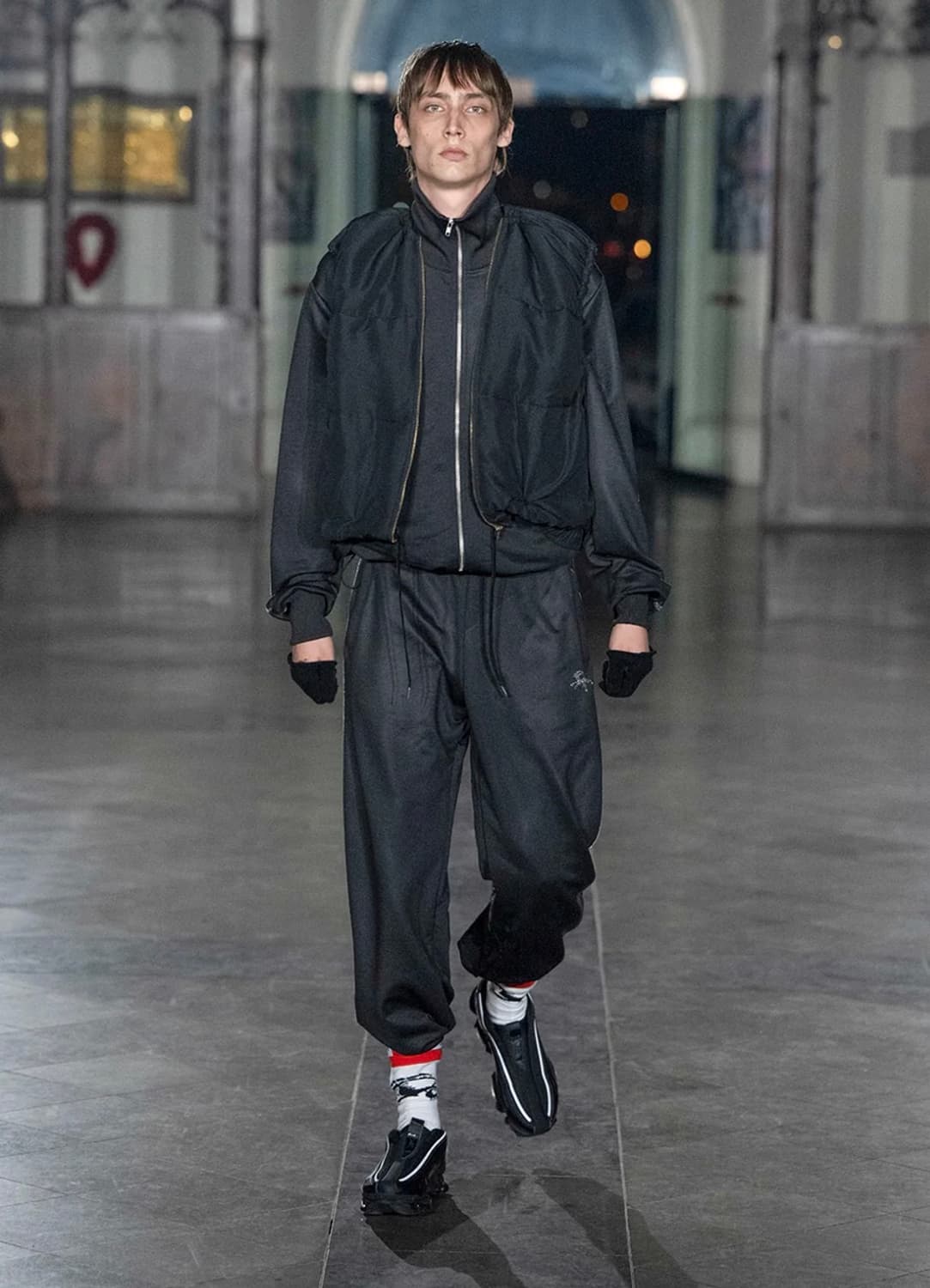 프로토타입스 PROTOTYPES 신상 런웨이 베스트 상품이미지1