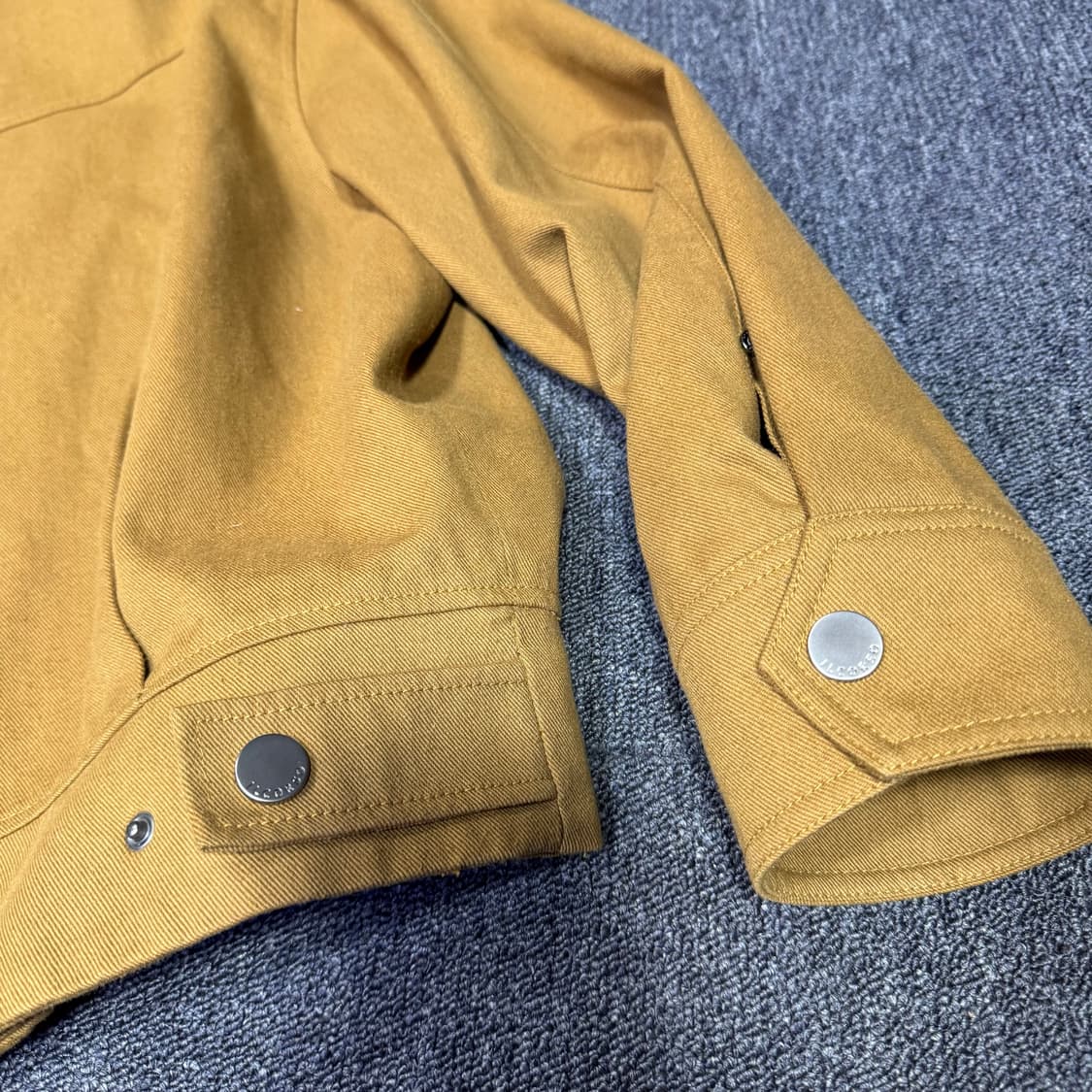 일꼬르소 하이넥 크롭 카멜 블루종 자켓 상품이미지8