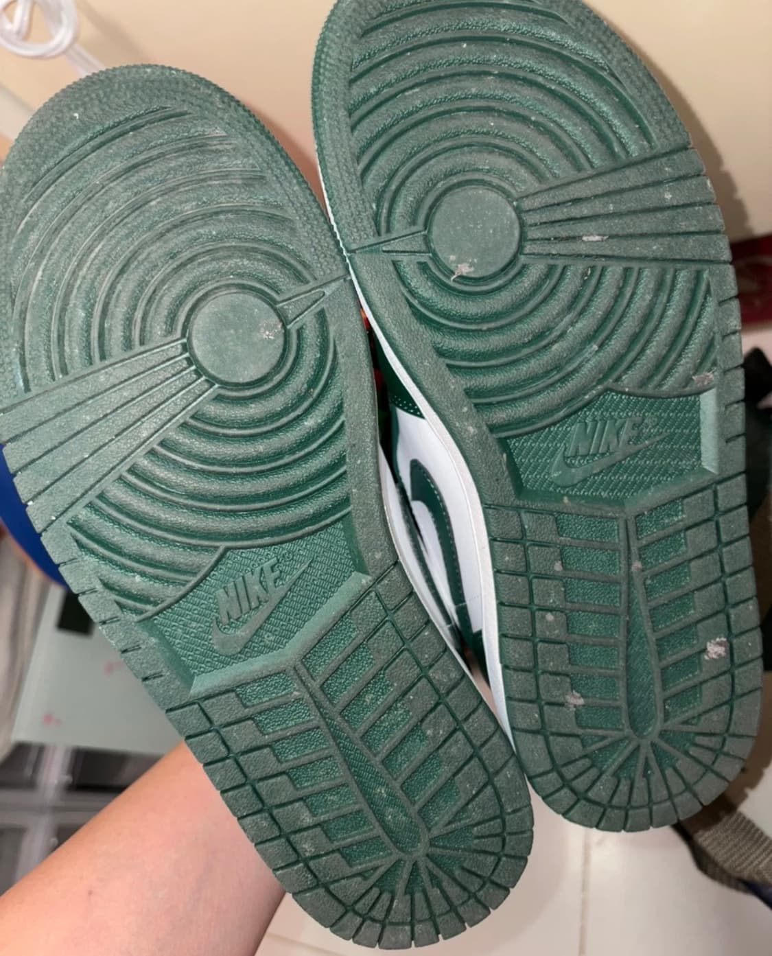 [250] 조던 1 미드 그린 상품이미지3