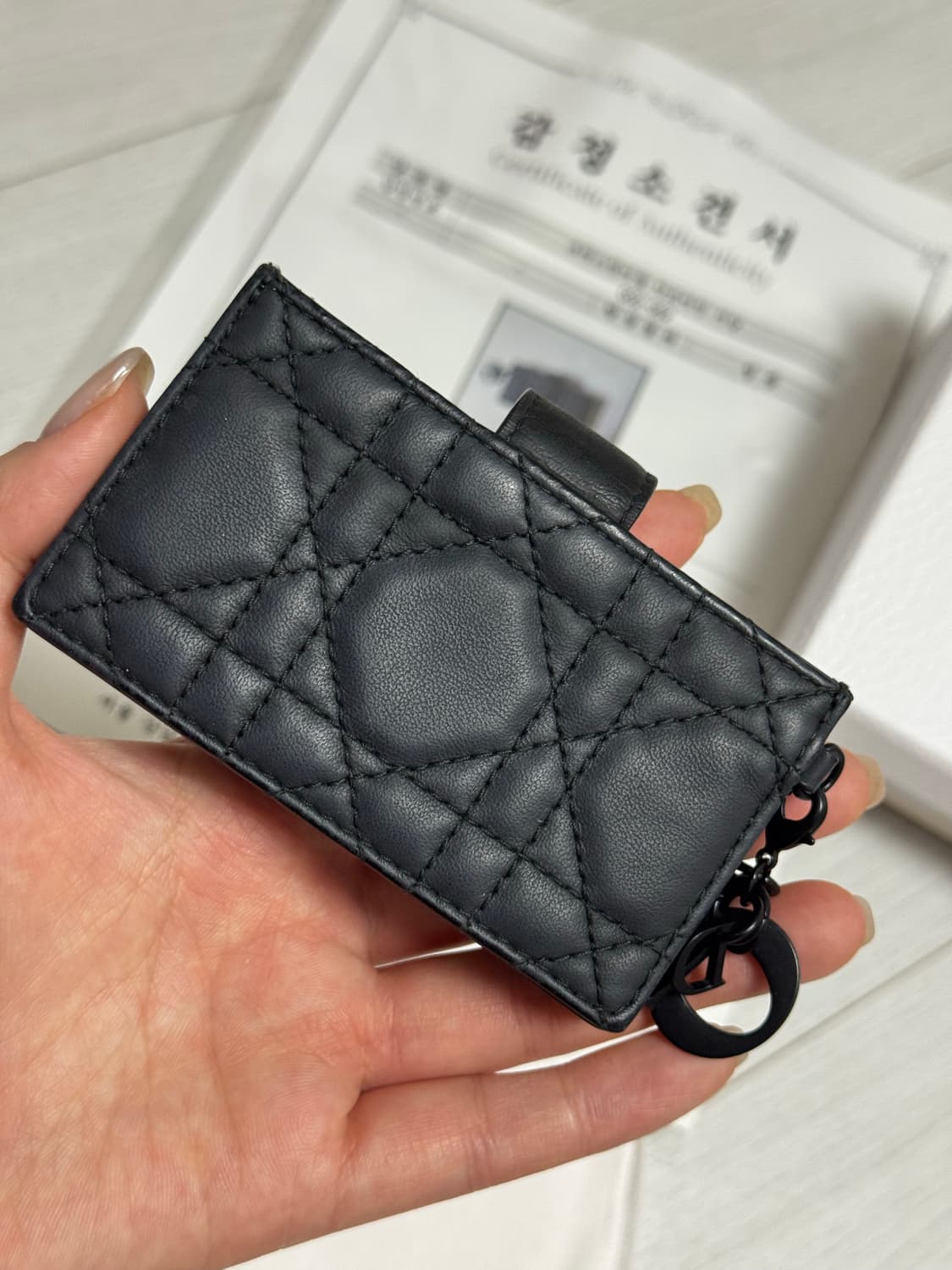 디올 레이디 블랙무광 아코디언 카드지갑 상품이미지3
