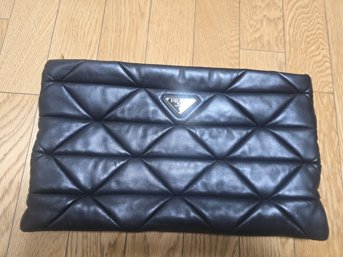 프라다 나파 패치워크 클러치 상품이미지2