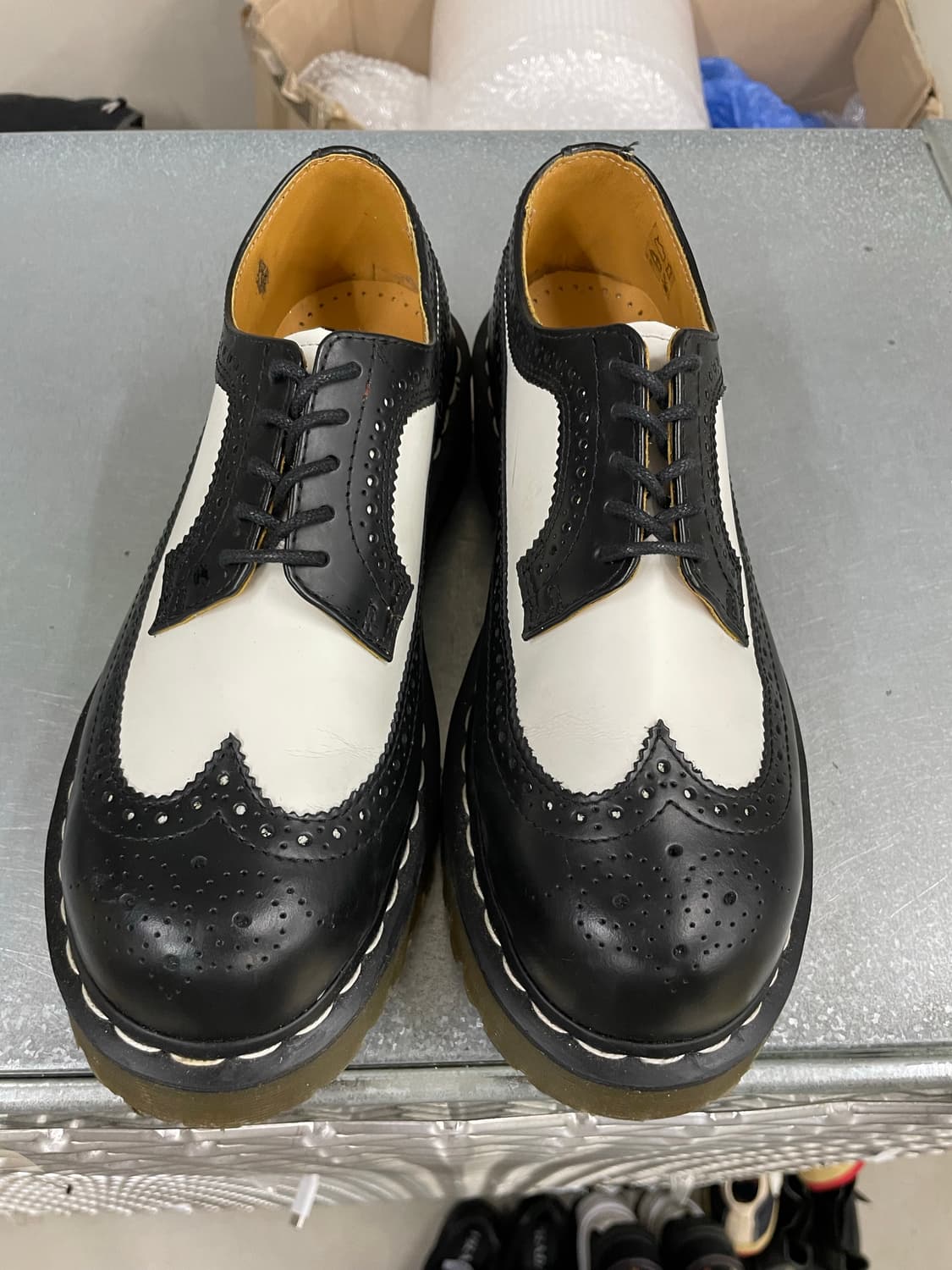 닥터마틴 3989 벡스 블랙앤화이트 uk7 상품이미지5