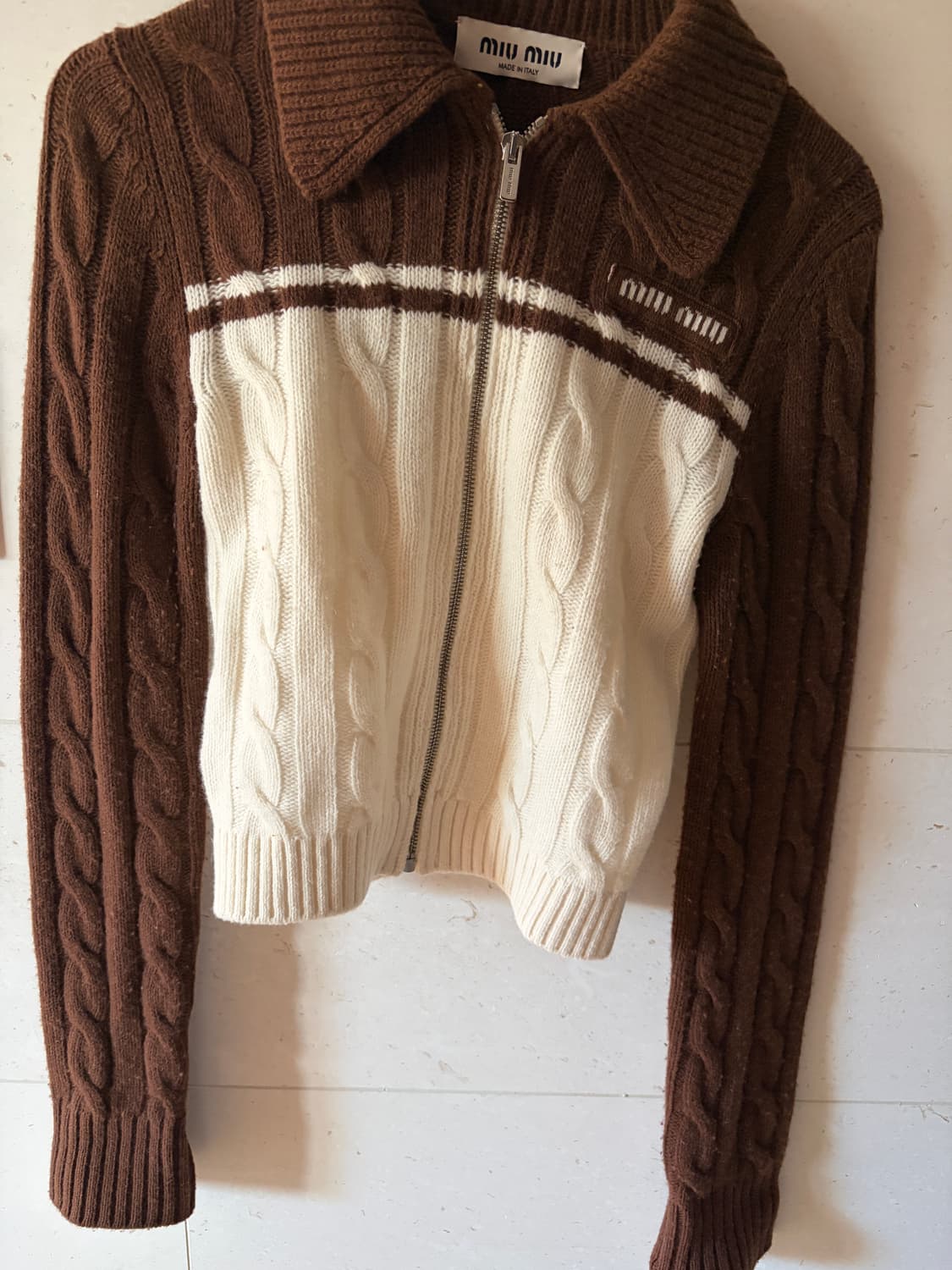 미우미우 캐시미어 집업 상품이미지2