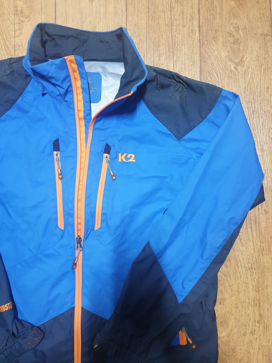 k2 아웃도어 바람막이 95 사이즈입니다 상품이미지4