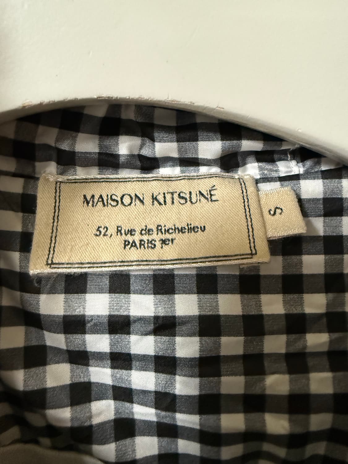 메종키츠네 레몬패치 컬렉션 바람막이 상품이미지2