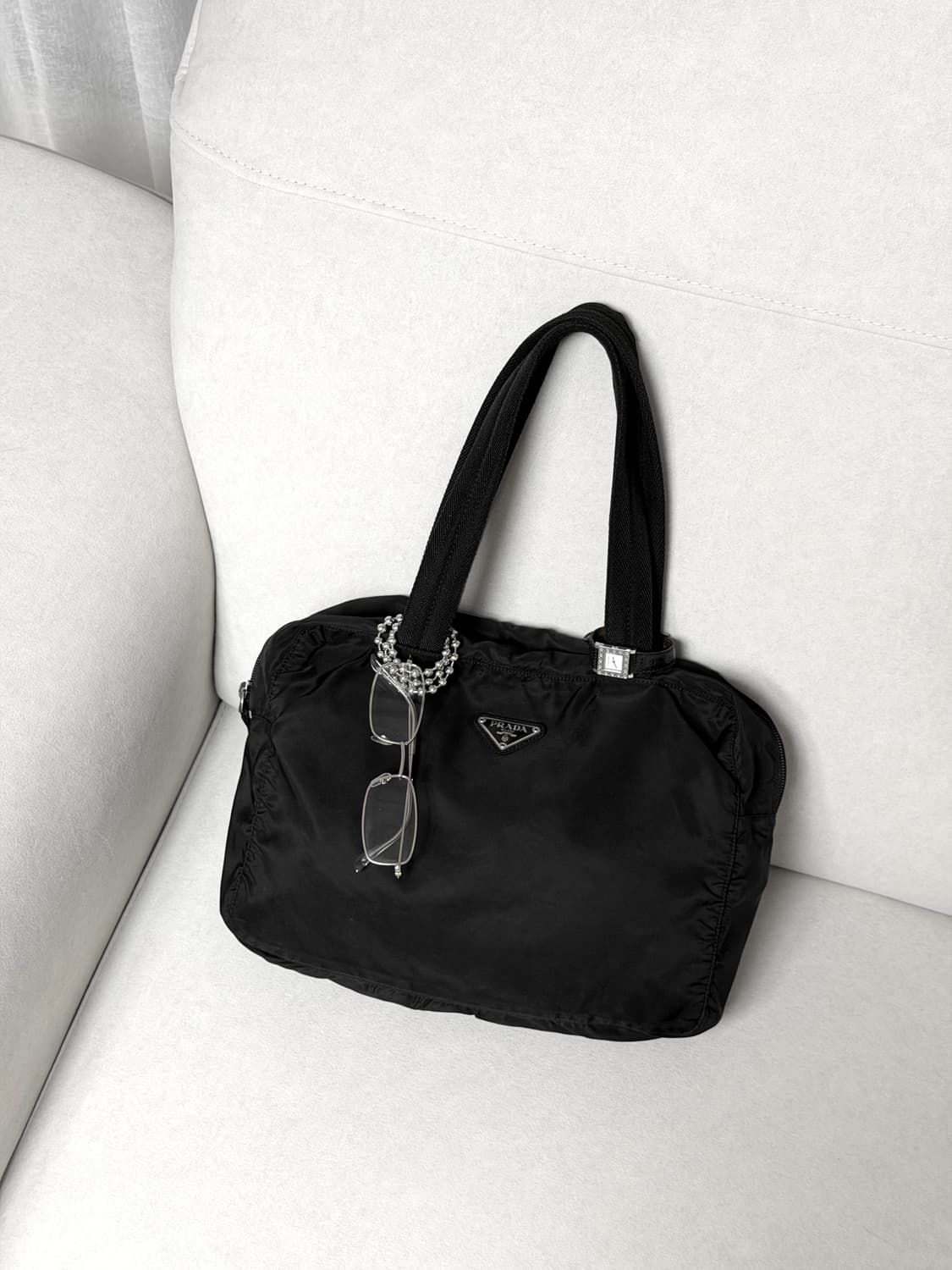 프라다 포코노 숄더백 상품이미지1