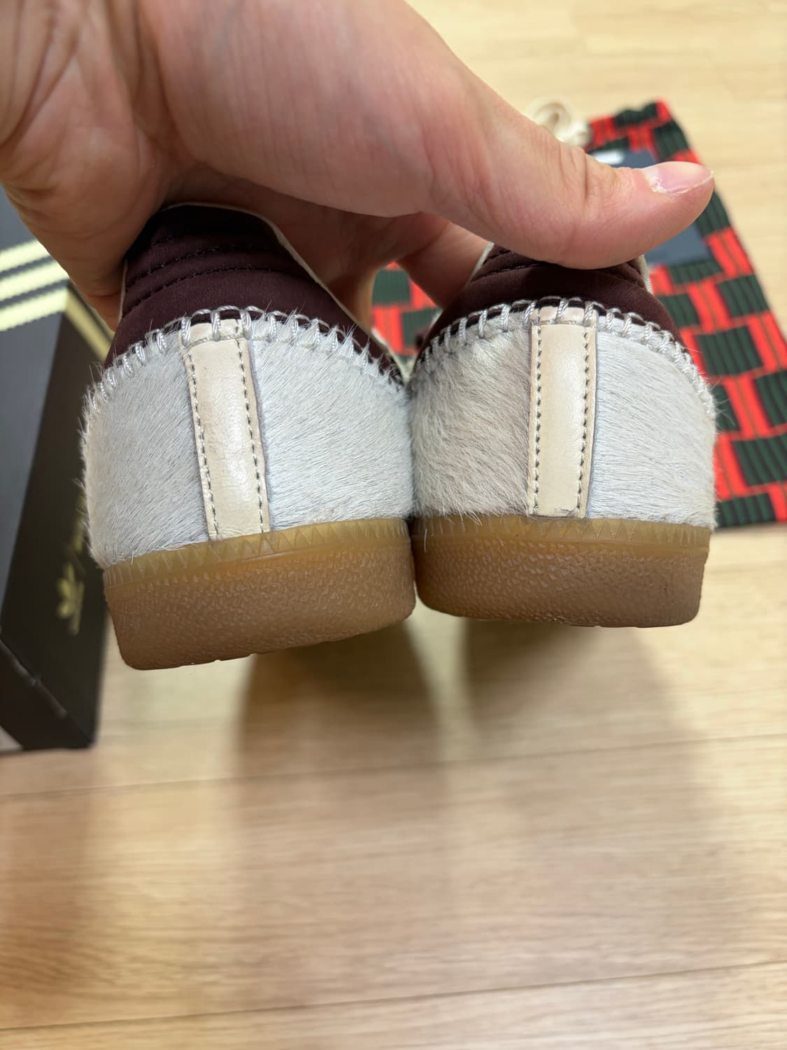 아디다스 x웨일스 보너 포니 토널 삼바 크림 화이트 280 상품이미지2