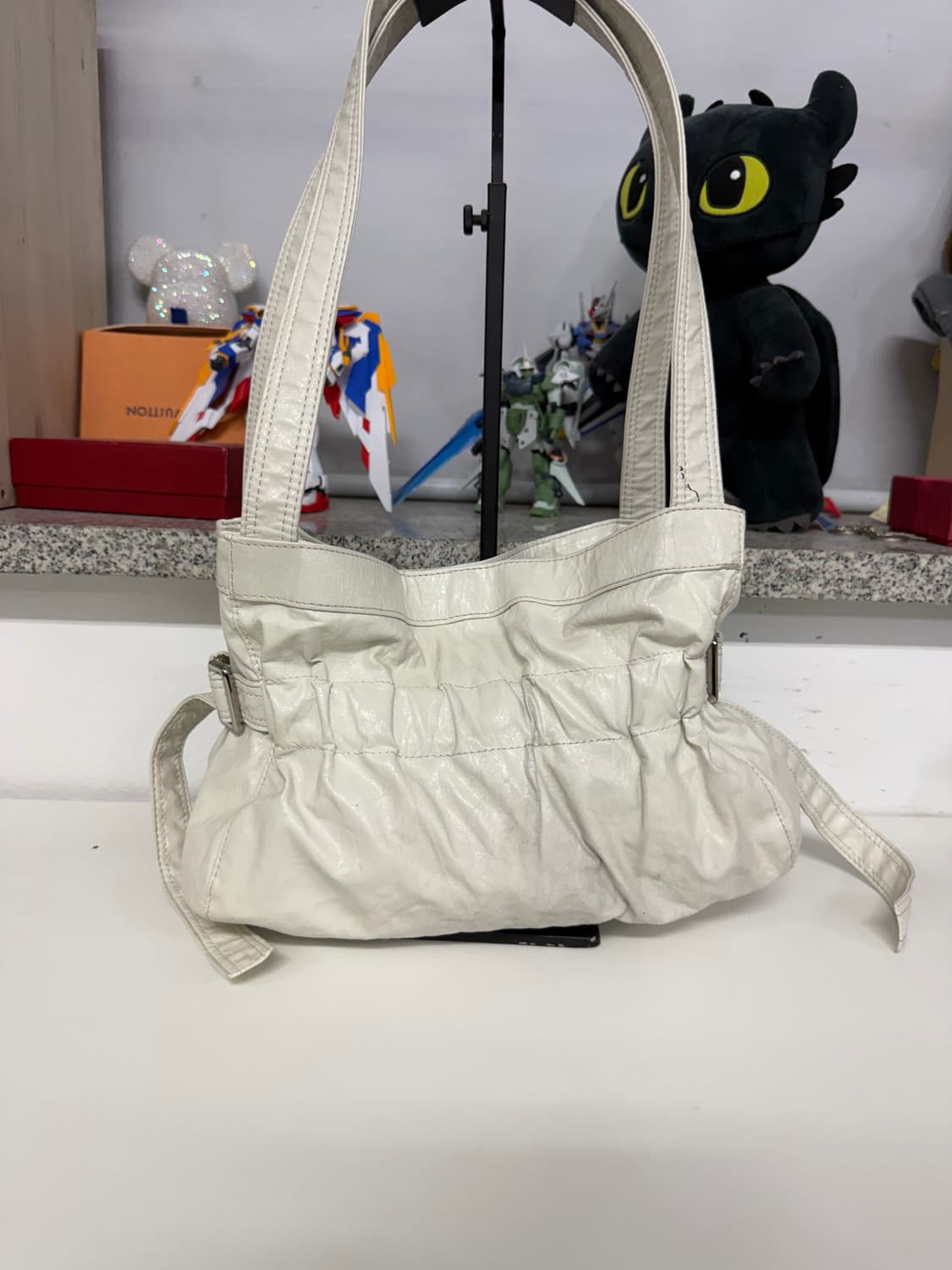 정품) 마뗑킴 셔링 숄더백  상품이미지4