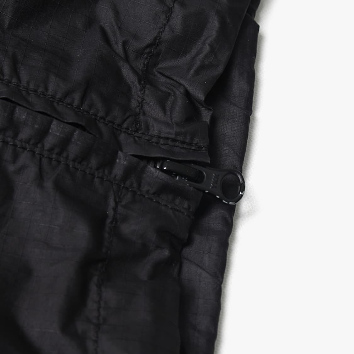  PURPLE LABEL "Black Wind Breaker" 상품이미지8