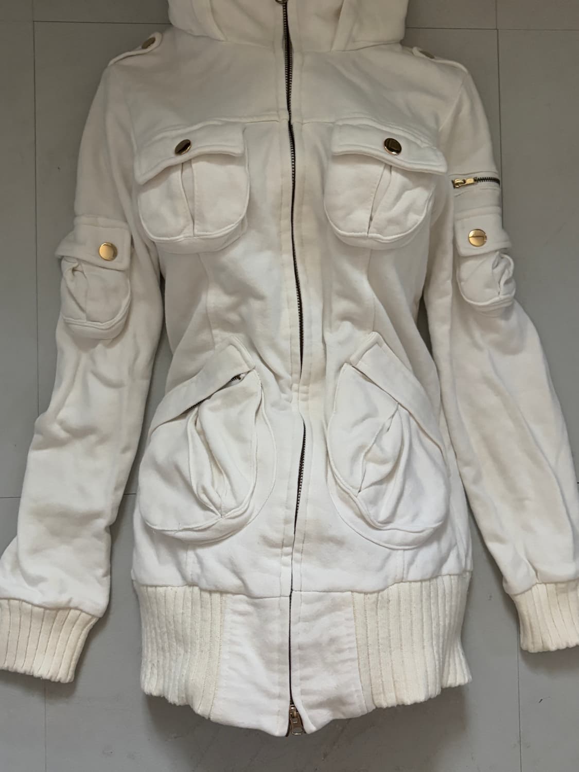 • Ivory Cargo Pocket Hooded Zip-Up 상품이미지3