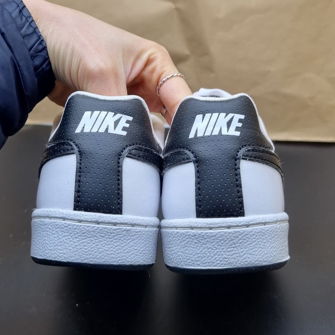 나이키 코트 로얄2 스니커즈 250 상품이미지4