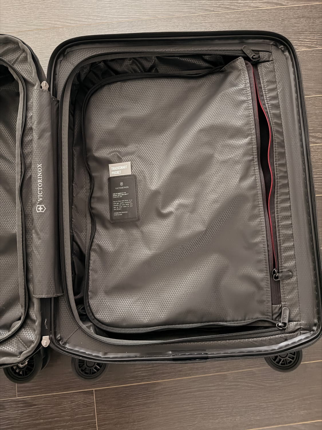 Victorinox 블랙 빅토리아녹스 기내용 캐리어 상품이미지3