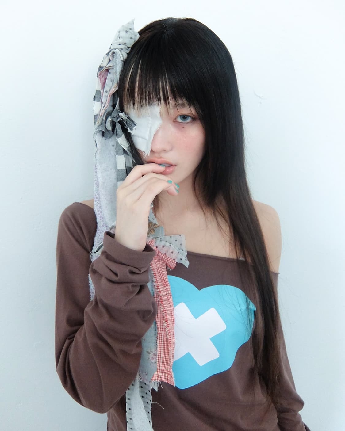 샵페어리 cross heart cut off t-shirt (brown) 상품이미지1