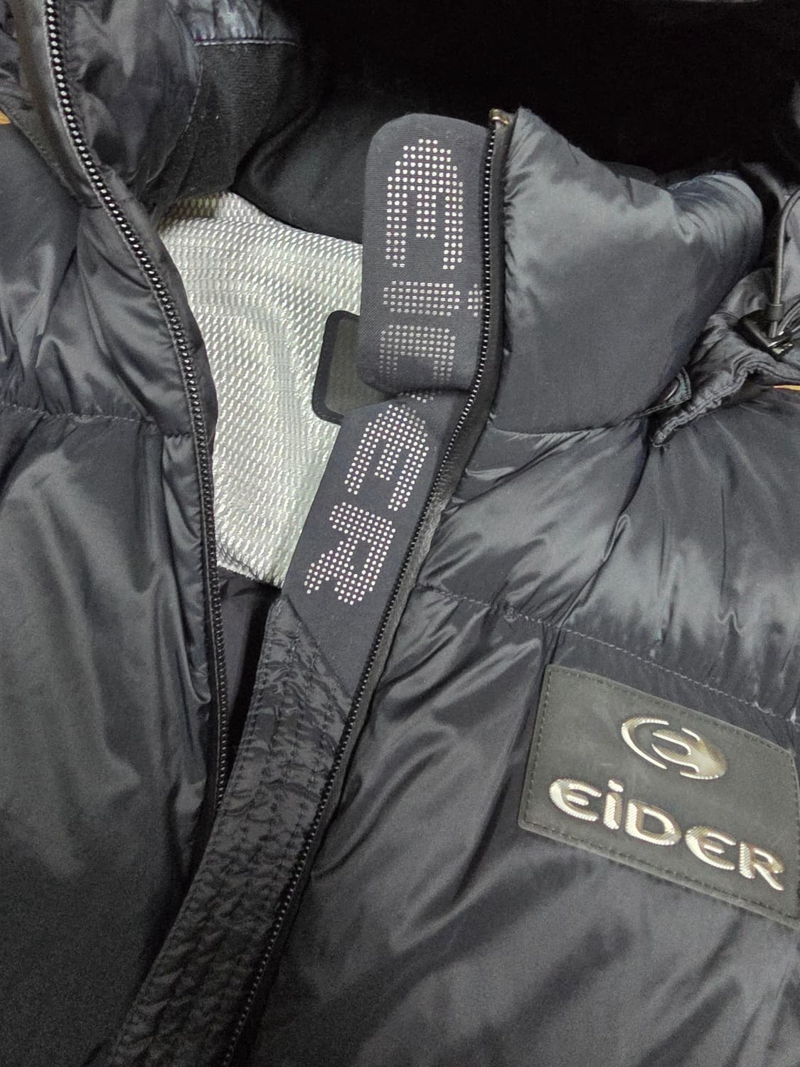 아이더 구스다운 숏패딩  상품이미지8