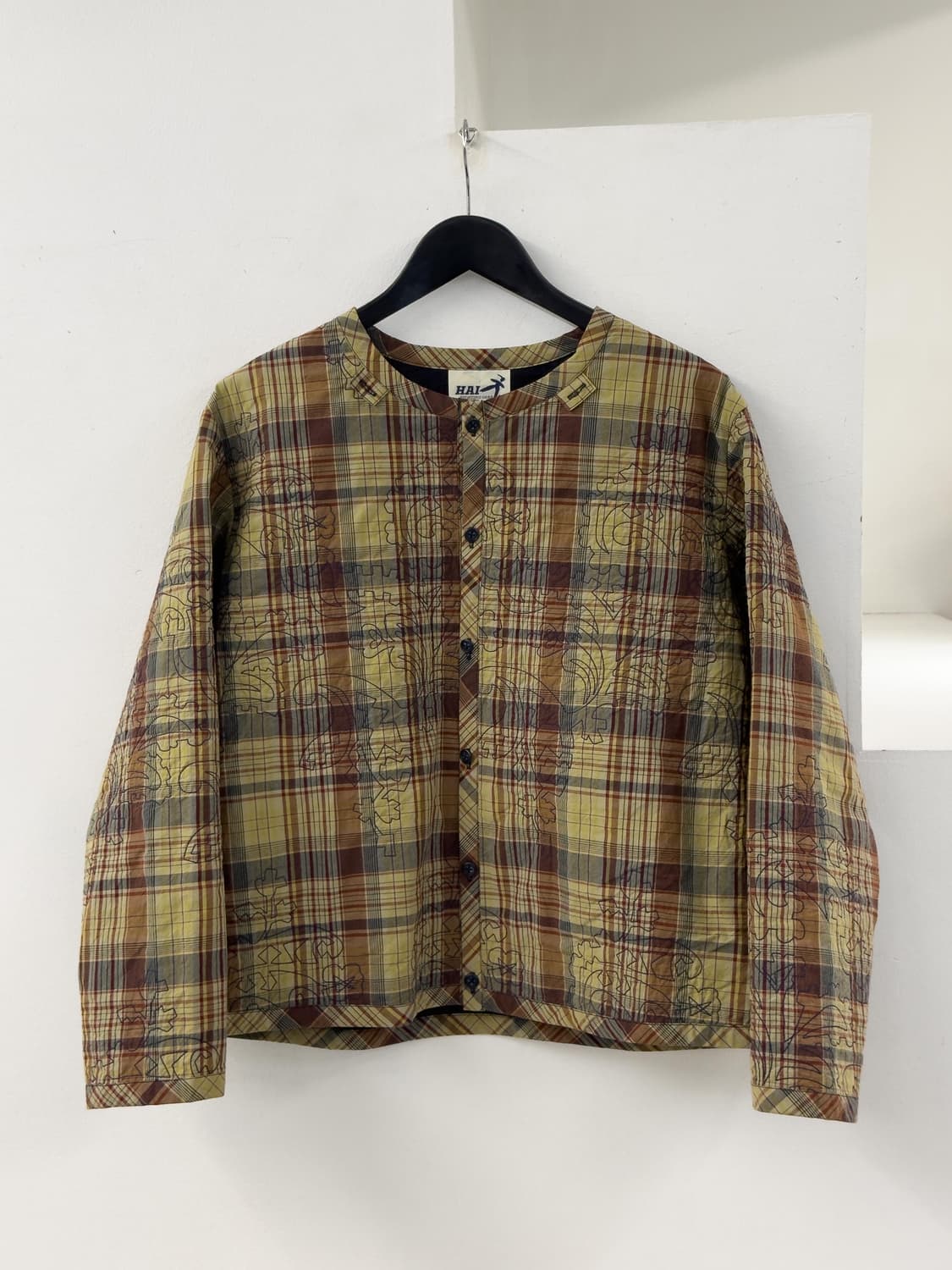 이세이미야케 HAI 자수 퀼팅 자켓 상품이미지1