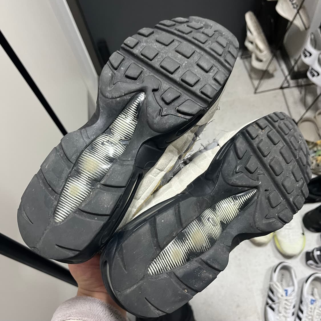 나이키 꼼데 에어맥스95 300 상품이미지3