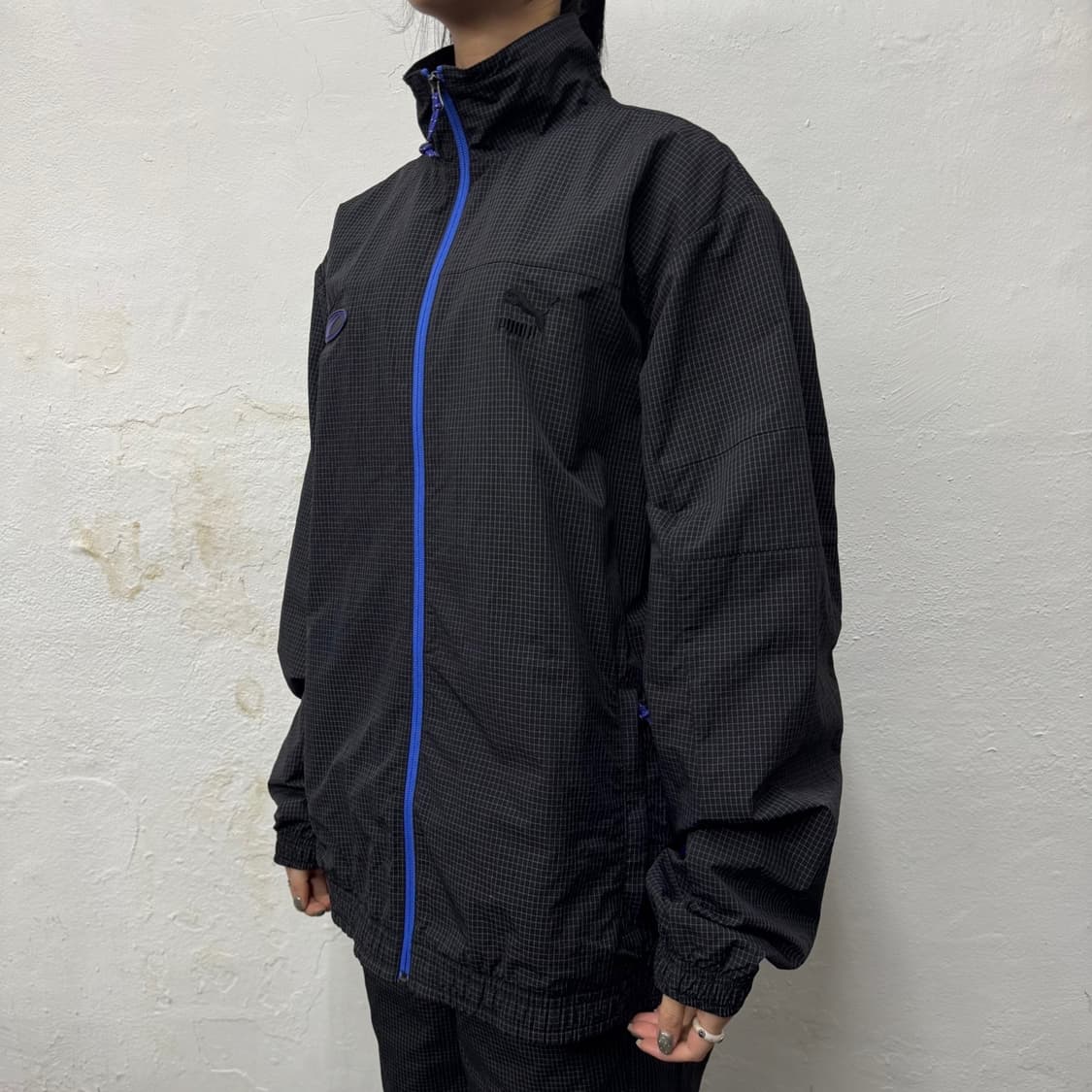 빔즈 X 퓨마(PUMA) 19fw 블랙 블루 립스톱 하이넥 윈드브레이커 상품이미지1