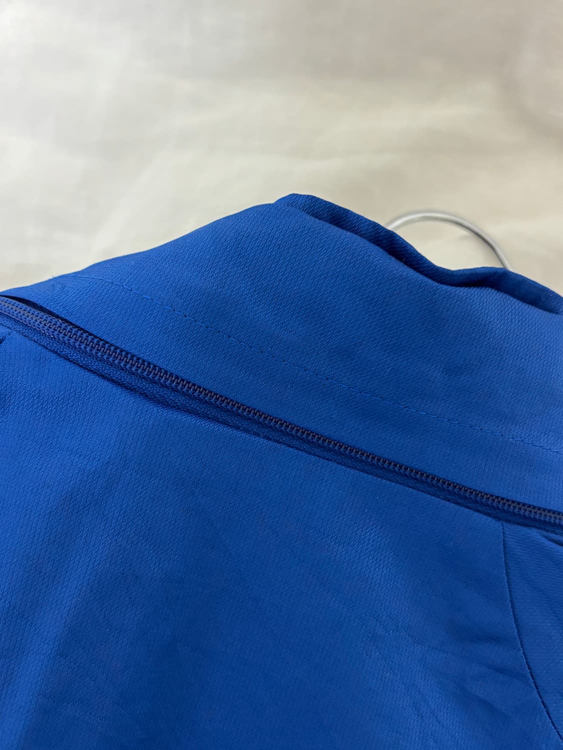 아디다스 크롭 바람막이 상품이미지5