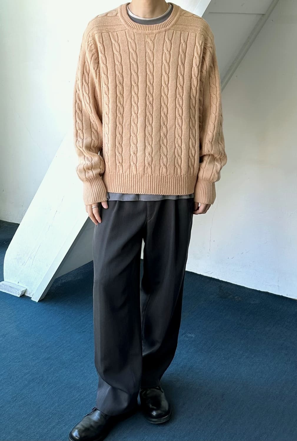 Hand-framed heavy wool cable knit P/O 상품이미지7