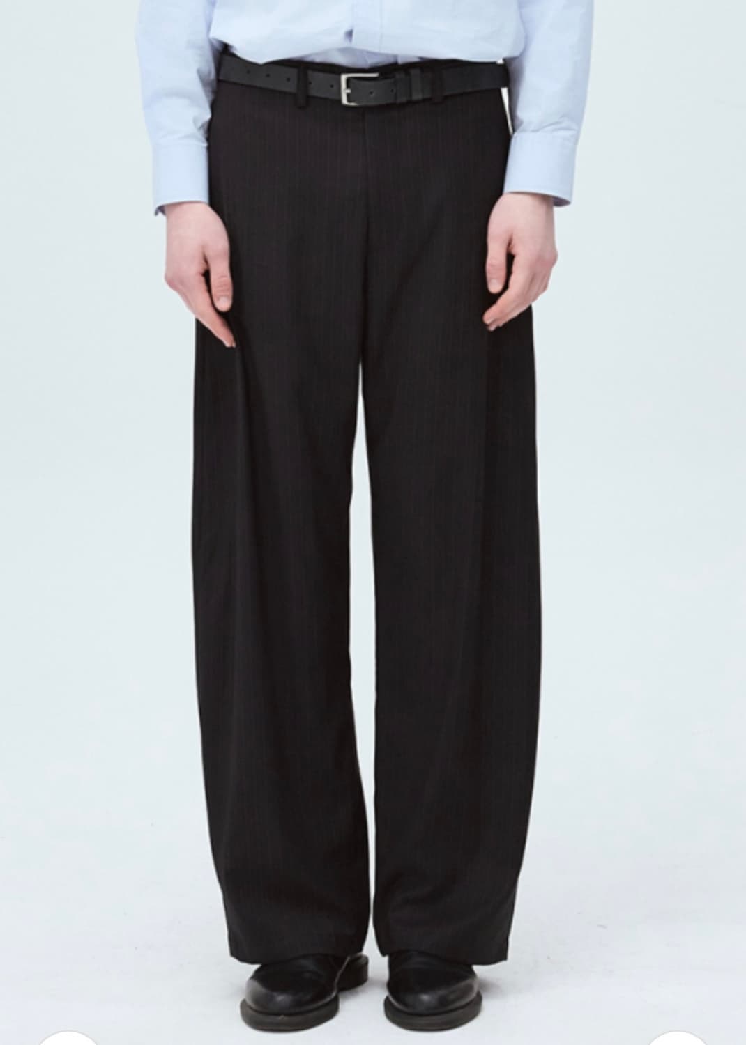 프라게 커브드 슬렉스 M [블랙] 상품이미지1