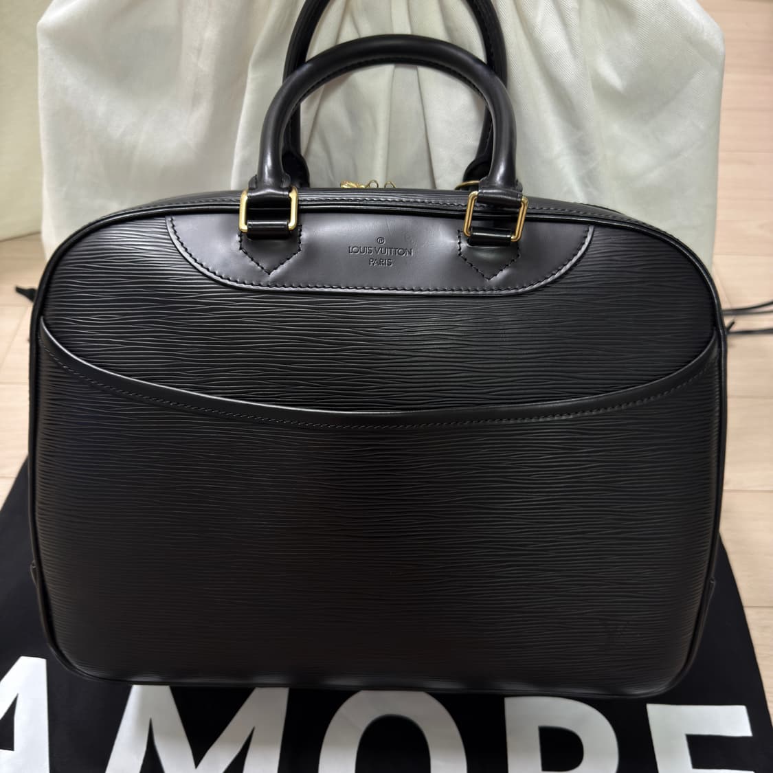 LOUIS VUITTON 루이비통 에삐 토트백 상품이미지4