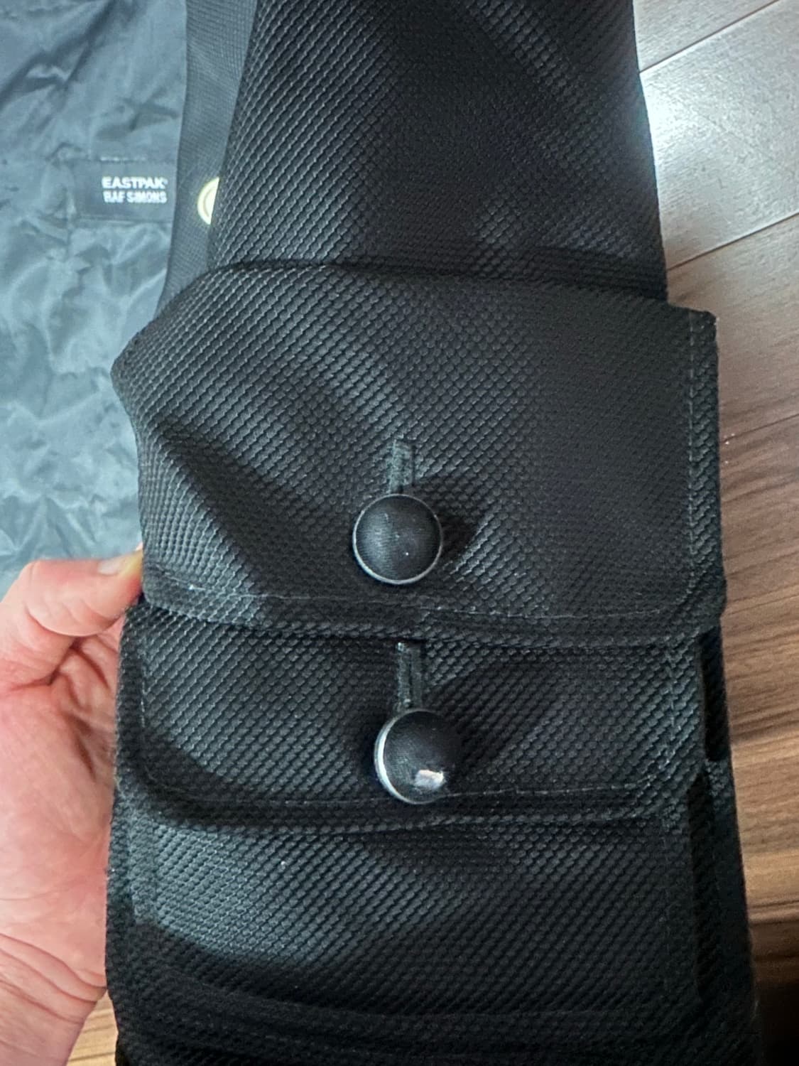 라프시몬스 이스트팩 슬링백 상품이미지2