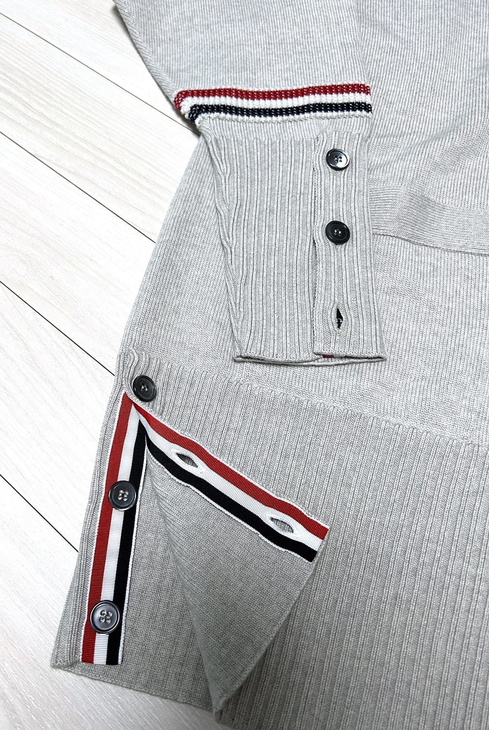 @새상품@ 톰브라운 오버사이즈 롱가디건 베이지그레이 상품이미지6