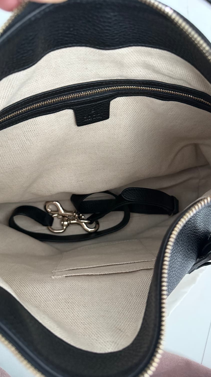 GUCCI 구찌 소호 블랙 레더백 상품이미지3