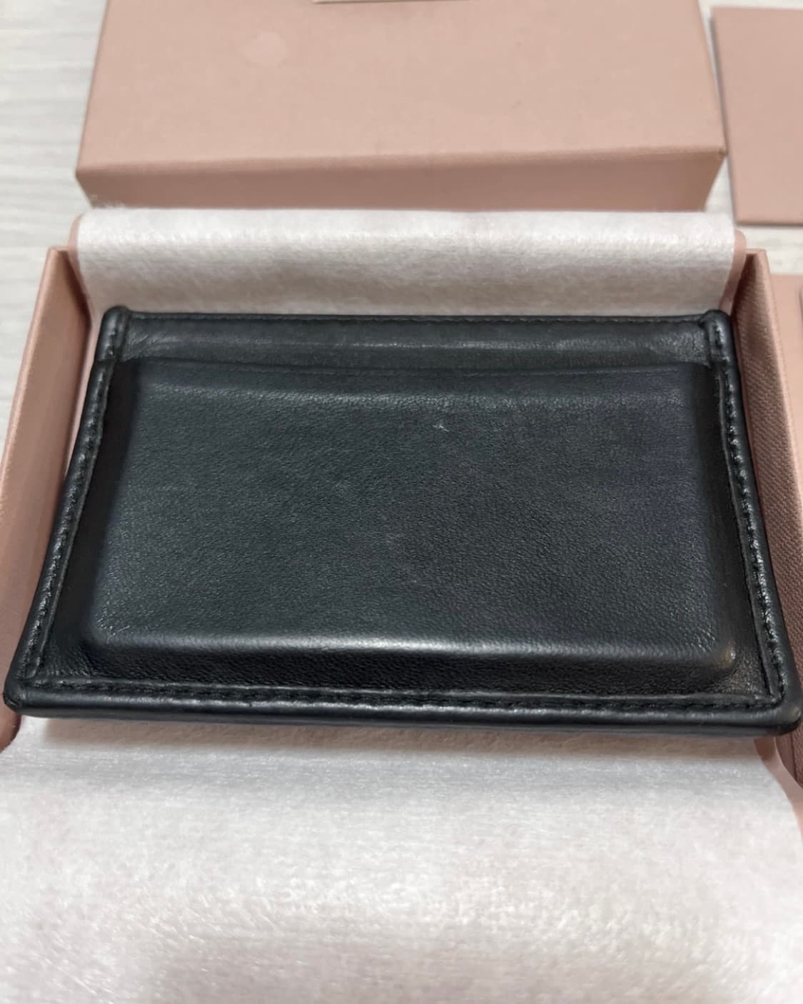 미우미우 한정판 크리스탈 마틀라쎄 풀박스 상품이미지3