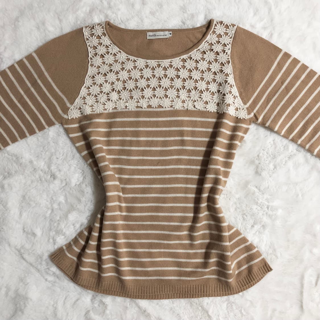 어스뮤직 레이스 스트라이프 니트 라떼갸루 갸루 핀터 모리걸 상품이미지2