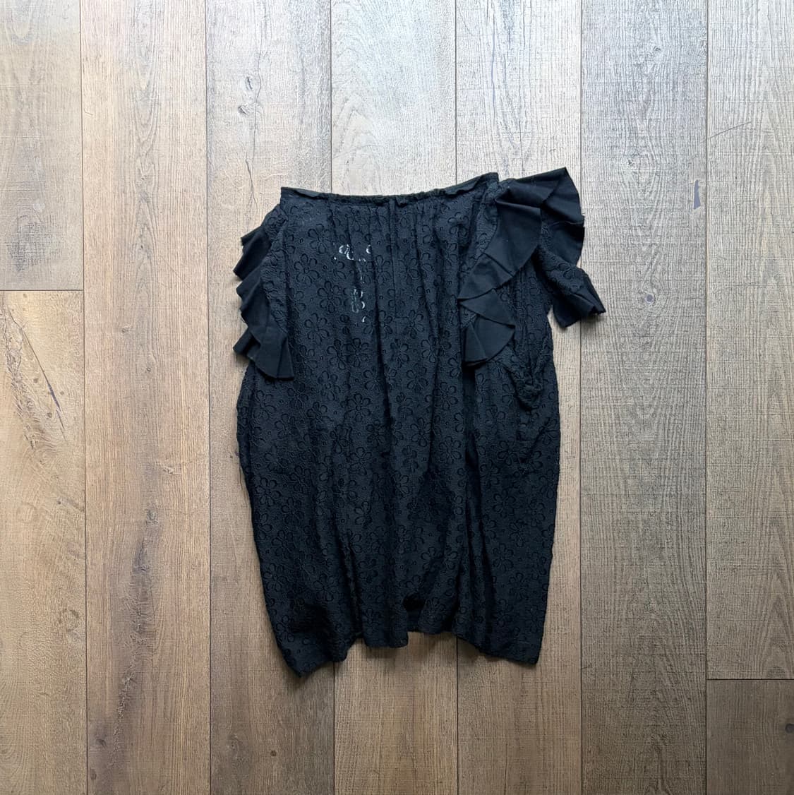 Floral Punching Ruffle Pocket Skirt 상품이미지9