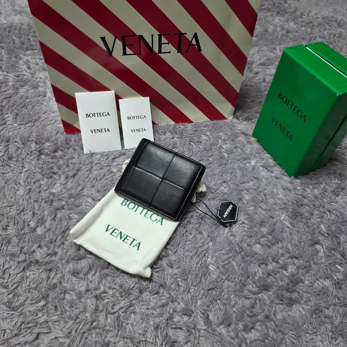 {클로젯}[Os][24ss신형]보테가베네타 맥시 인트레치아토 반지갑 상품이미지2