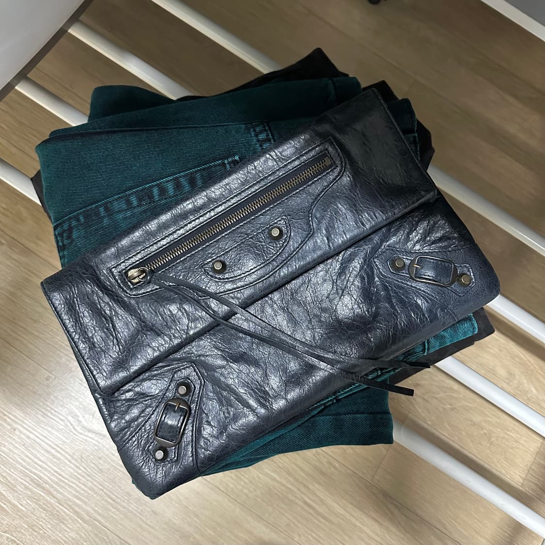 발렌시아가 엔벨로프 클러치 상품이미지6