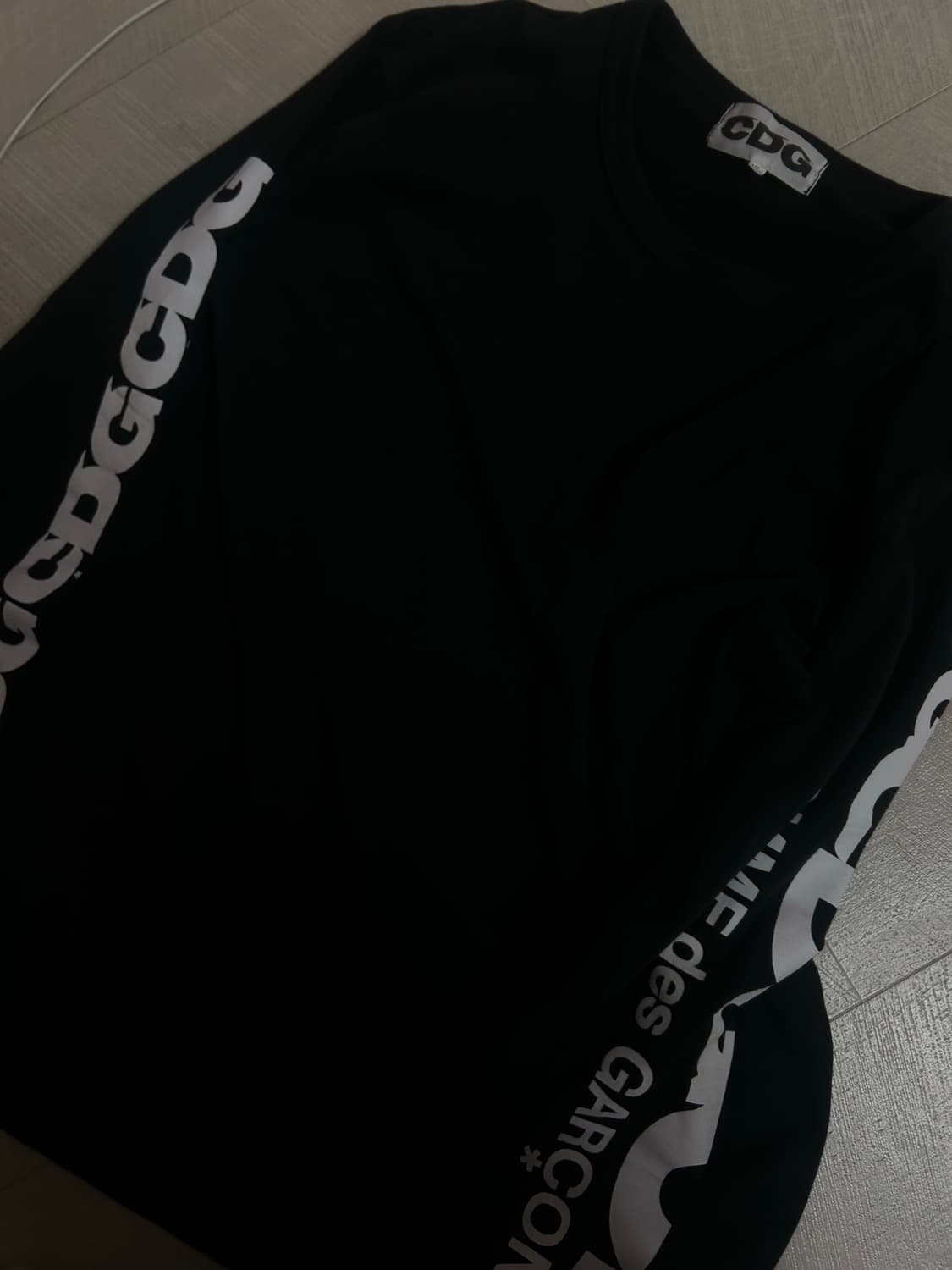 꼼데가르송 CDG 로고 롱슬리브 상품이미지3