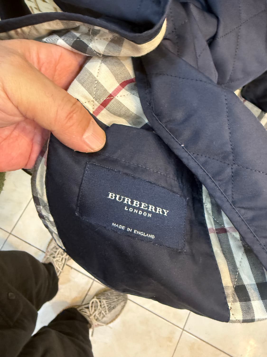 66-77 정품 버버리 누빔자켓 팝니다 상품이미지3