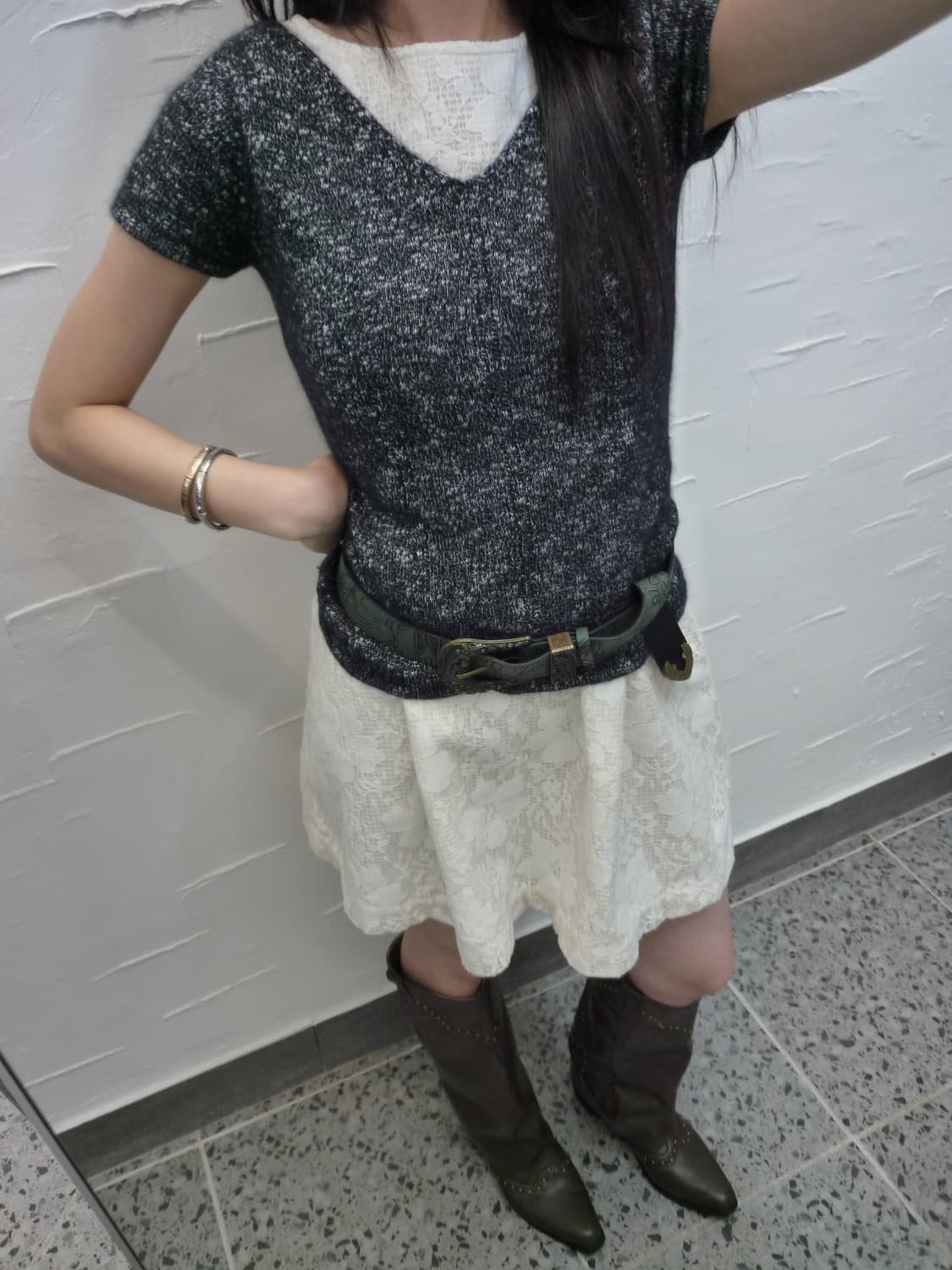 Deep navy v-neck knit 상품이미지2