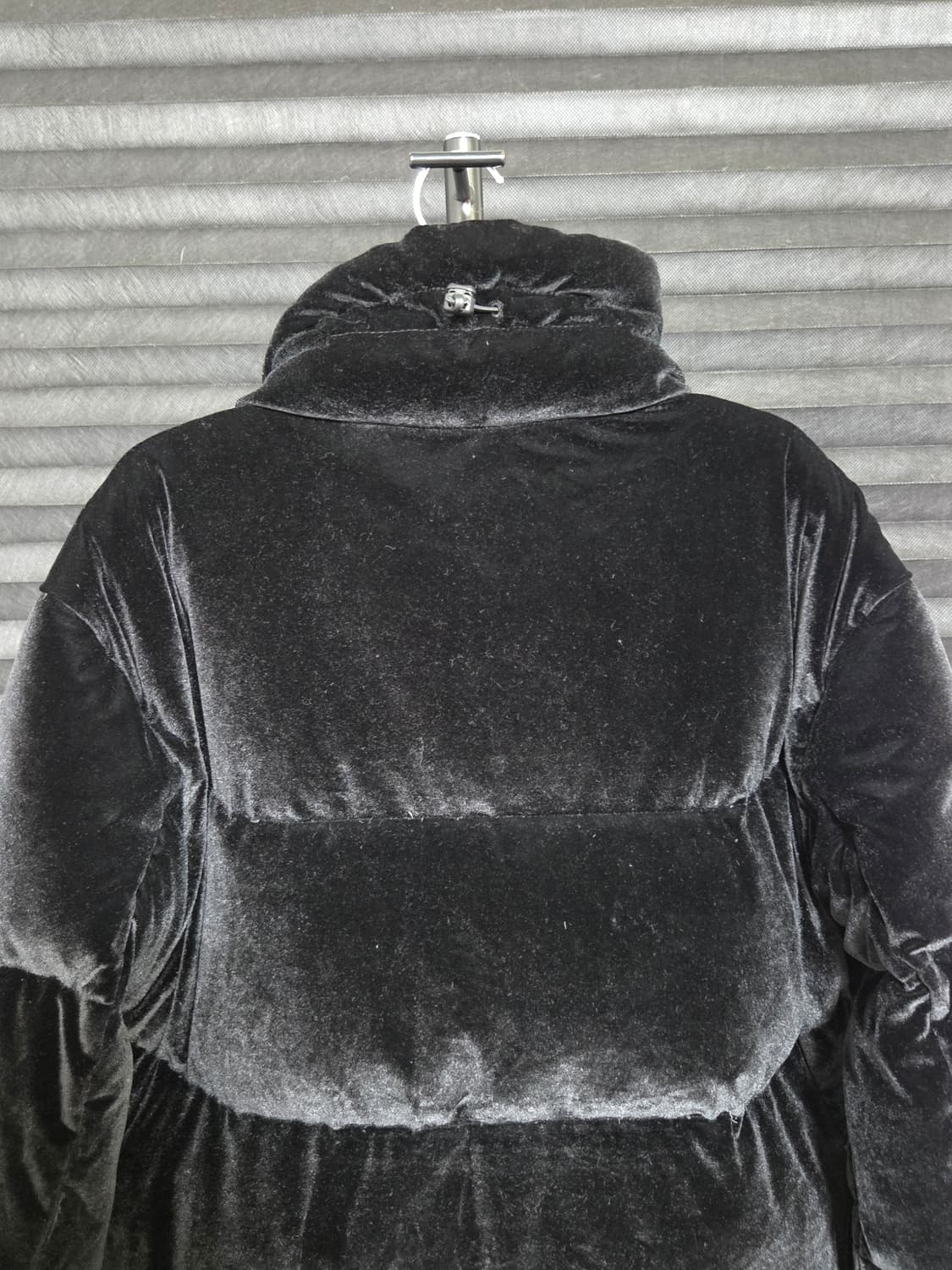 [컬럼비아] 스파이어 구스다운 벨벳 패딩 판매합니다. 상품이미지6