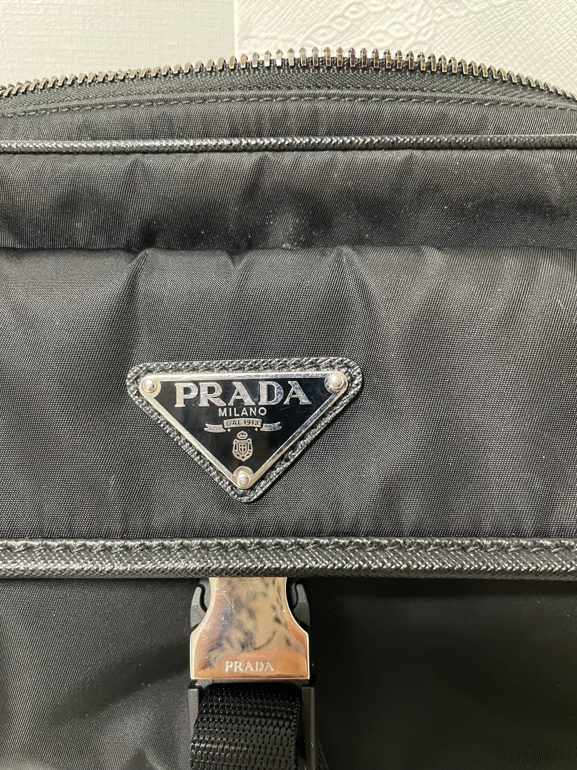 프라다 리나일론 사피아노가죽 숄더백 2vh133 상품이미지2