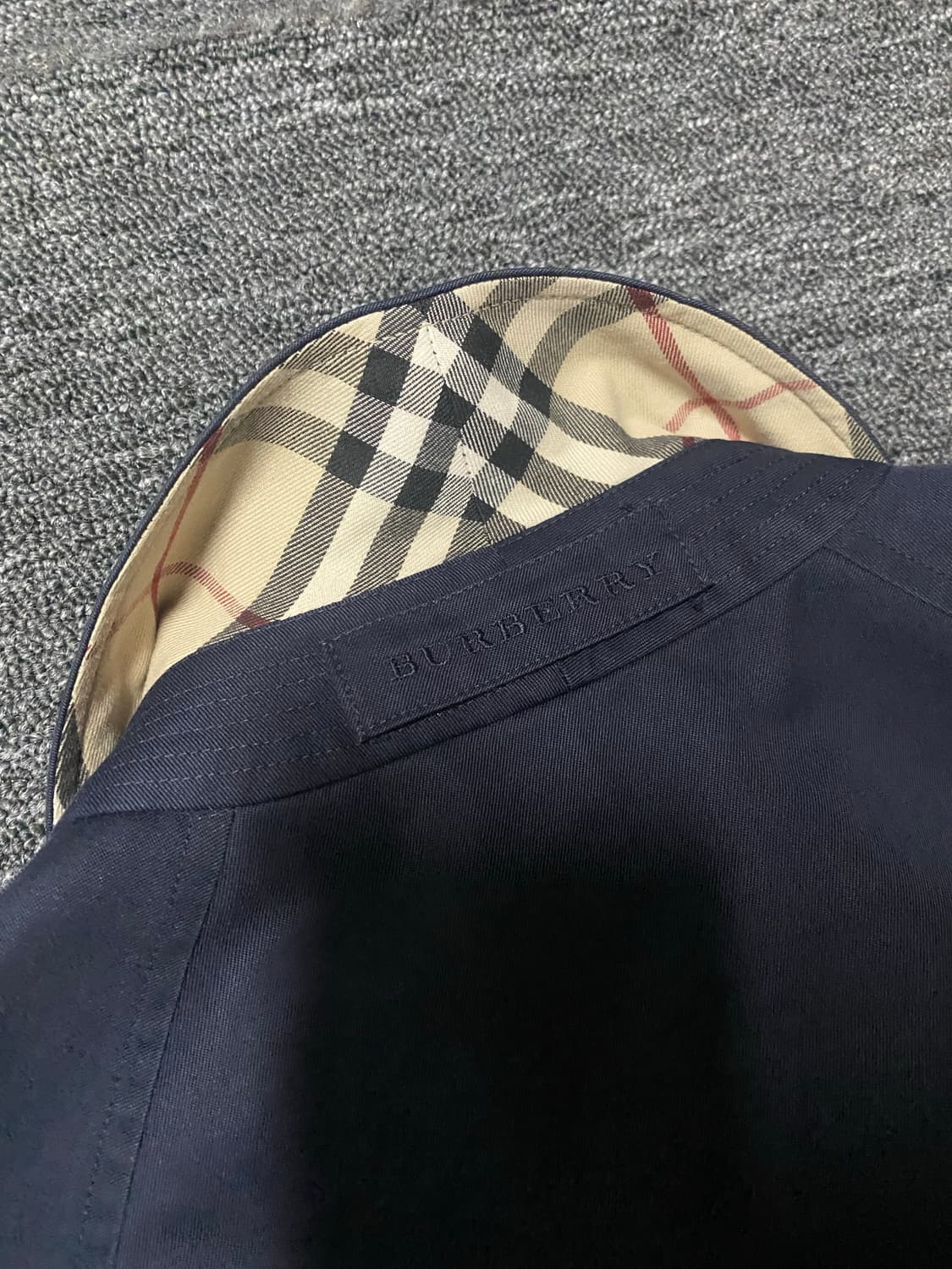 [옷정리]시그니처 노바체크 버버리 트렌치코트 급처 상품이미지2