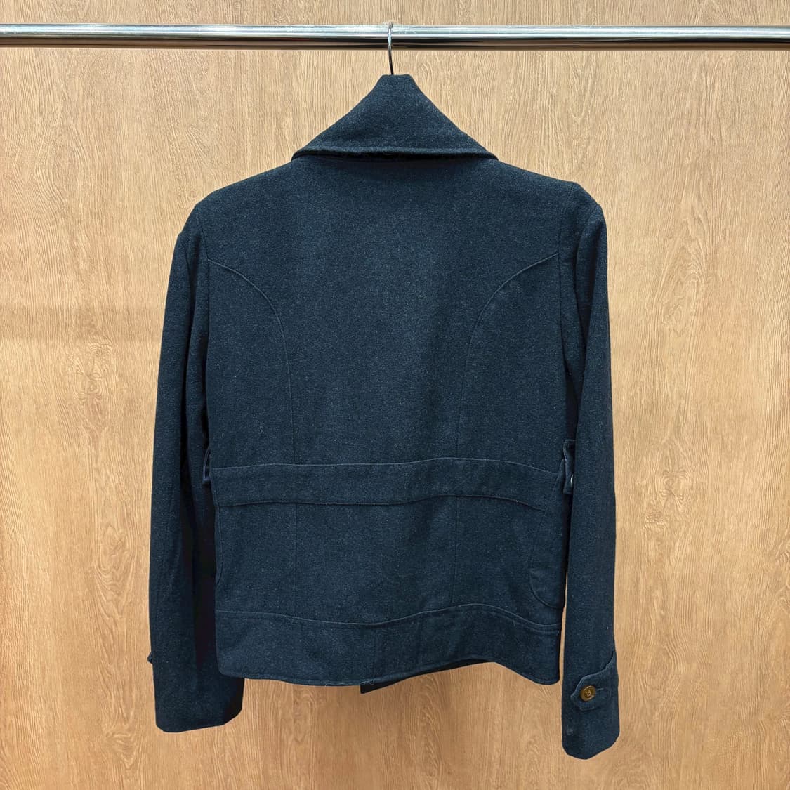 비비안 웨스트우드 더블 브레스트 숏 코트 오버사이즈 카라 디테일 네이비 상품이미지3