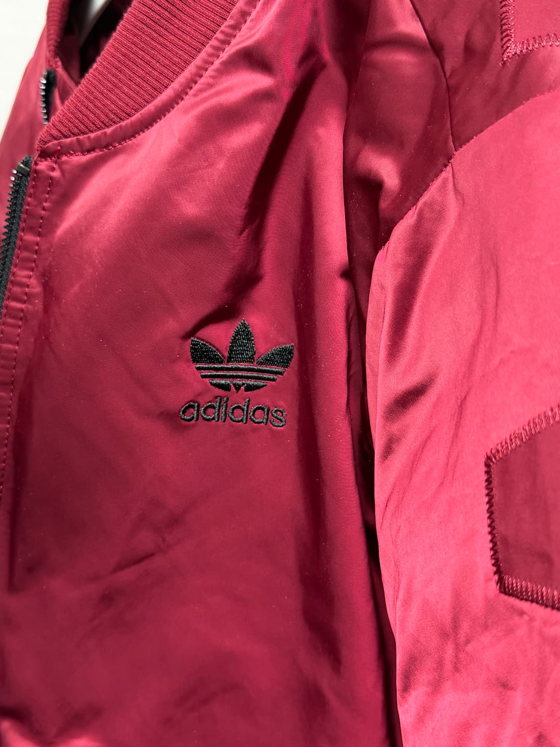 아디다스 빅로고 버건디 봄버 항공 점퍼 상품이미지2