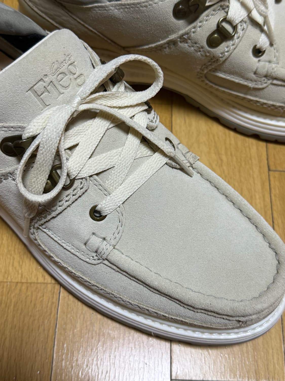 클락스 로니 피그 에잇 스트리트 선덜랜드 베이지 아이보리 구동화 275 상품이미지7