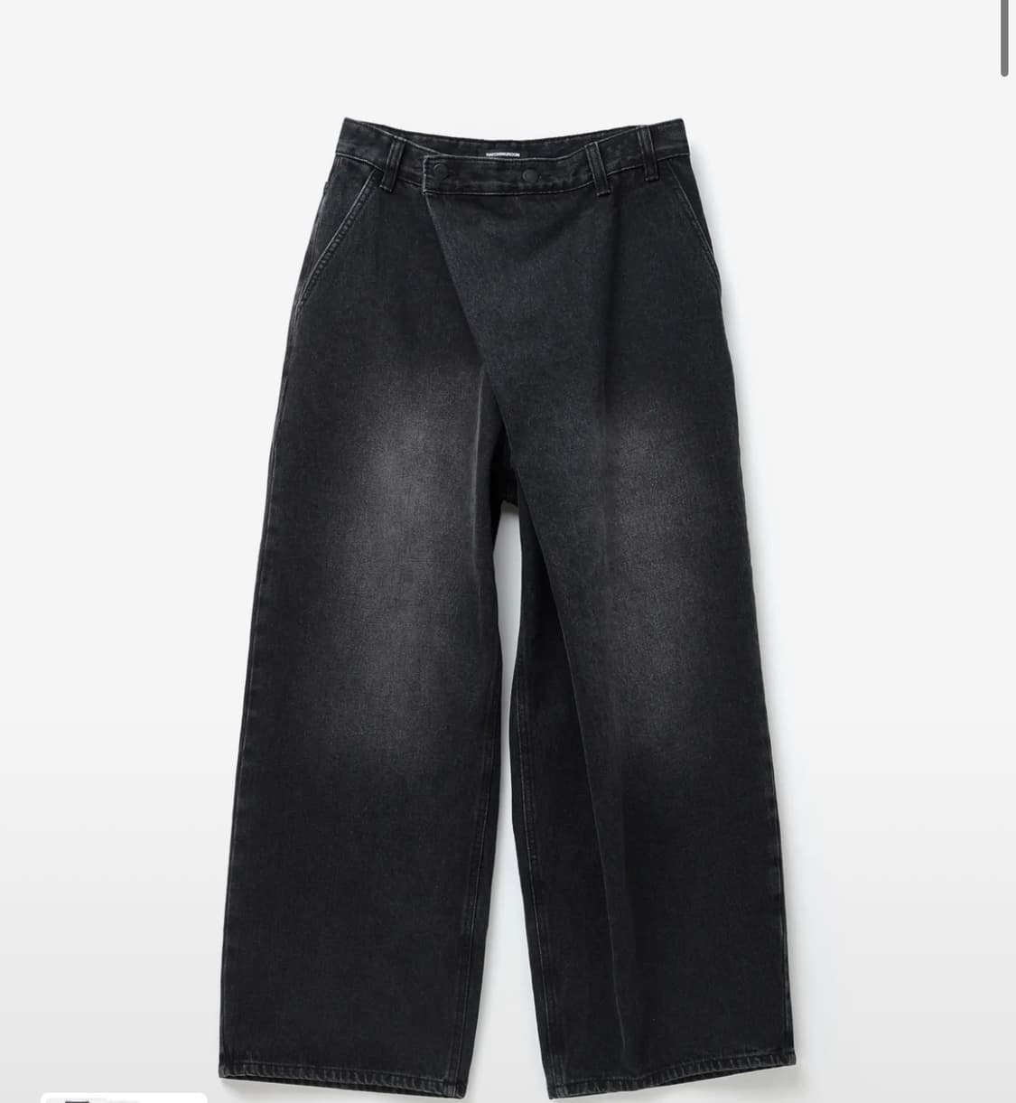 해칭룸 블랙 진 3(M)사이즈 판매합니다 상품이미지1