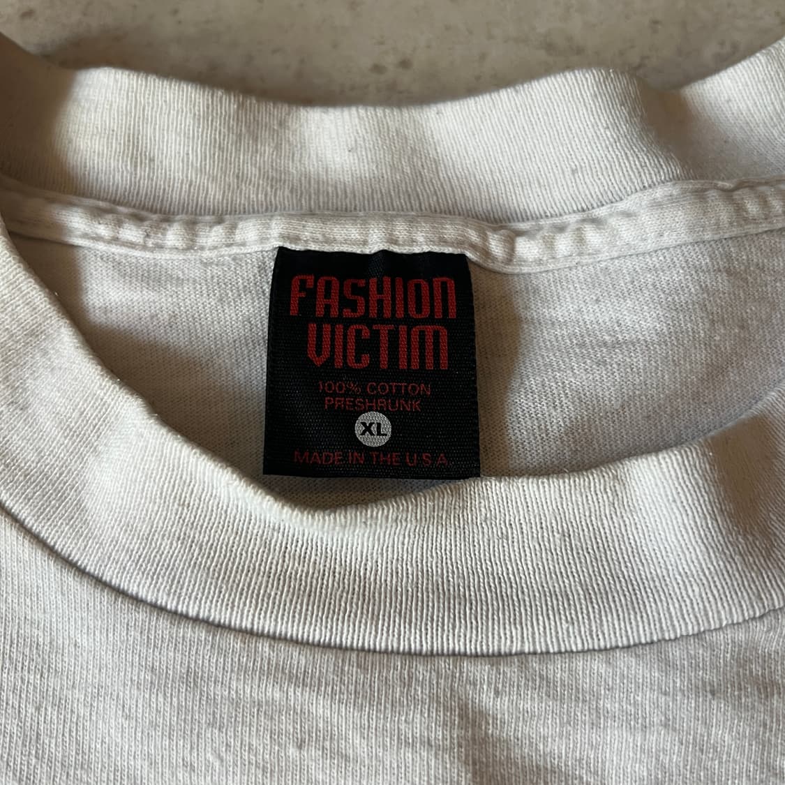 빈티지 90s Fashion Victim Barbie 패러디 티셔츠 상품이미지4